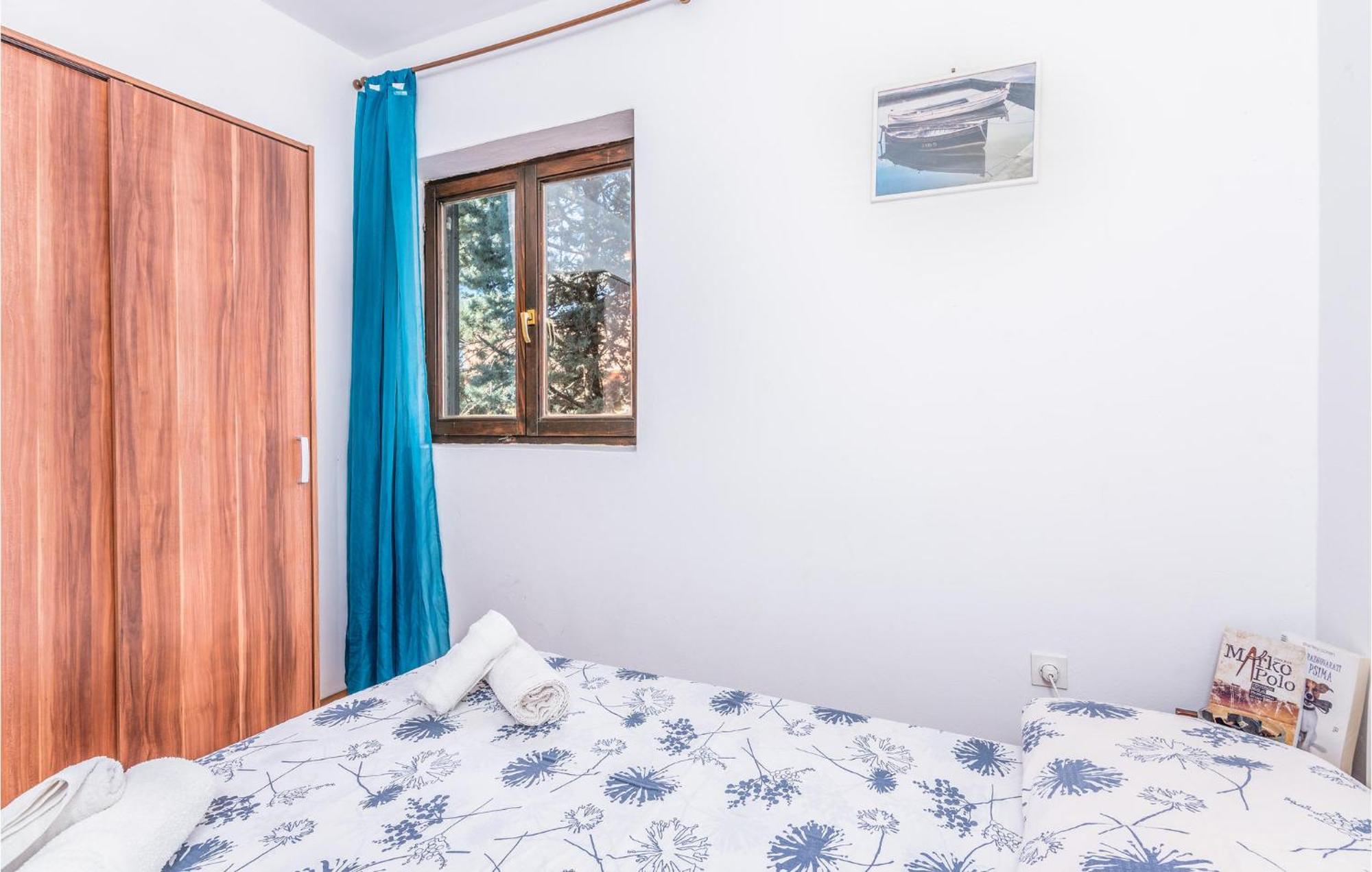 3 Bedroom Nice Apartment In Krk Krk Town Zewnętrze zdjęcie
